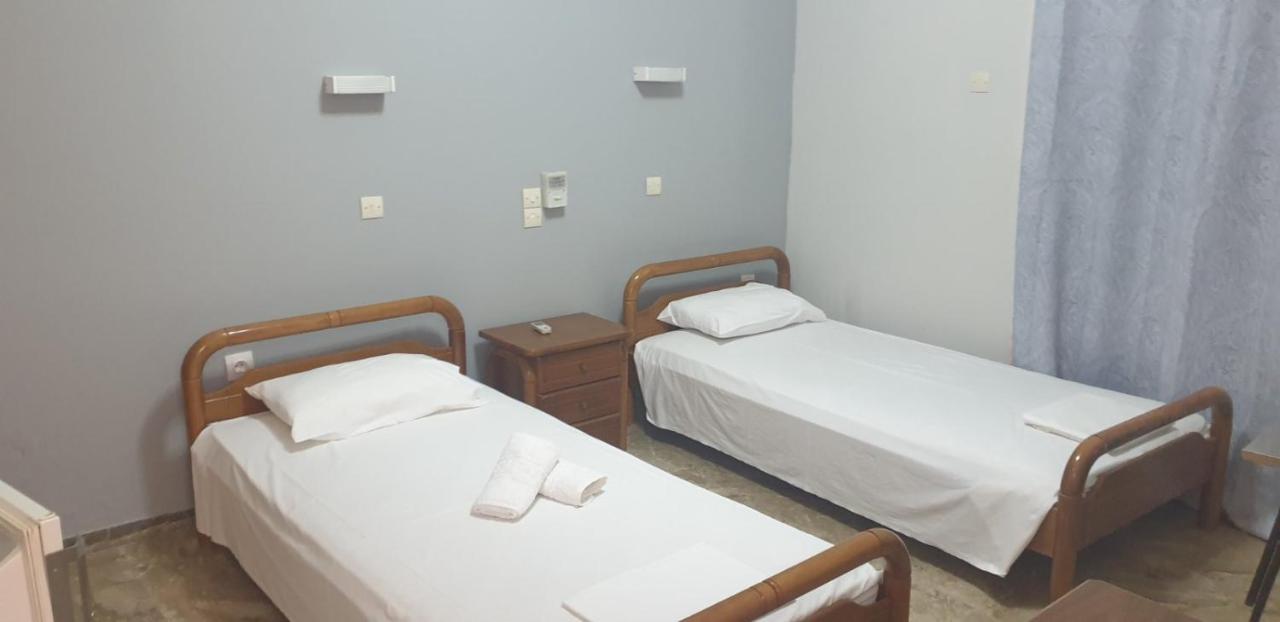 Pansion Marousa Méthana 외부 사진